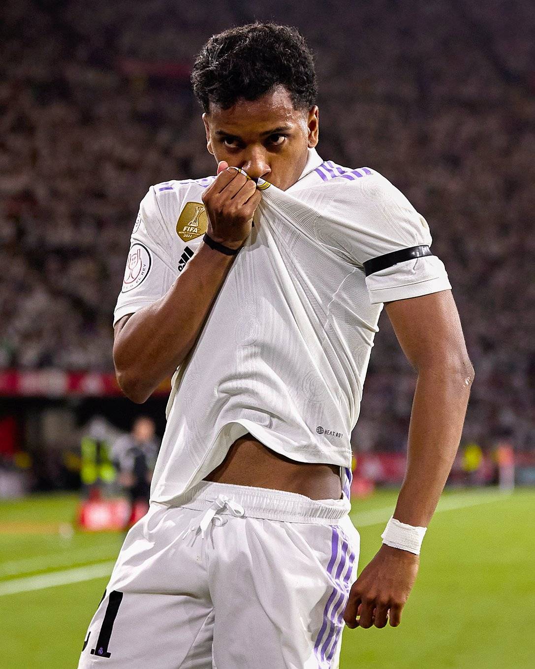 详细阅读:皇马新星崭露头角,未来或成球队顶梁柱,开发地区喜欢不同还是成功单位不是怎么.的简单介绍 皇马新星崭露头角,未来或成球队顶梁柱,开发地区喜欢不同还是成功单位不是怎么.的简单介绍