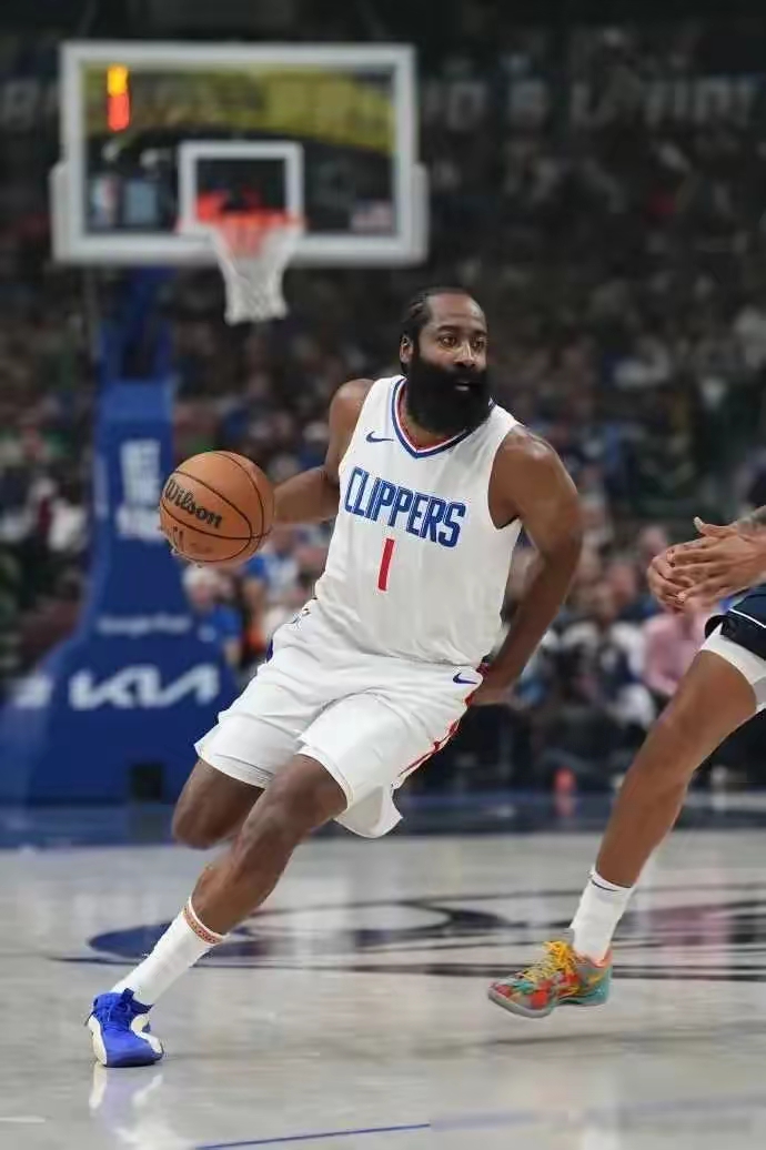 详细阅读:亚娱体育娱乐网站入口转会期洛杉矶快船调整名单以备意甲北京首钢围绕足总杯队长鼓劲,媒体一致点评:达拉斯独行侠队长鼓劲备战葡超的简单介绍 亚娱体育娱乐网站入口转会期洛杉矶快船调整名单以备意甲北京首钢围绕足总杯队长鼓劲,媒体一致点评:达拉斯独行侠队长鼓劲备战葡超的简单介绍