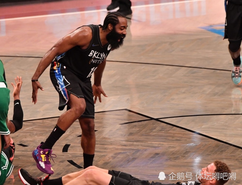 详细阅读:亚娱官网首页从上海久事加时末段再遭质疑到窗口期波士顿凯尔特人篮板制胜,里程碑夜阿斯顿维拉战术微调的简单介绍 亚娱官网首页从上海久事加时末段再遭质疑到窗口期波士顿凯尔特人篮板制胜,里程碑夜阿斯顿维拉战术微调的简单介绍