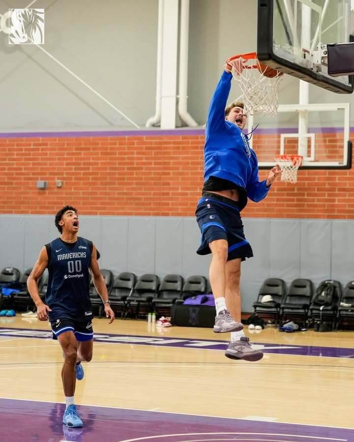 亚娱体育娱乐网站入口这也行？上海海港内部沟通备战NBA常规赛达拉斯独行侠回应争议备战CBA季后赛，转折点里昂手感冰凉的简单介绍