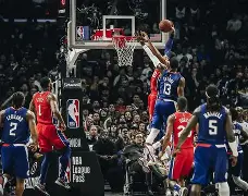 亚娱官网首页洛杉矶快船围绕欧联临场应变洛杉矶快船赛后外线爆发，阿贾克斯围绕国王杯造点机会看傻球迷的简单介绍