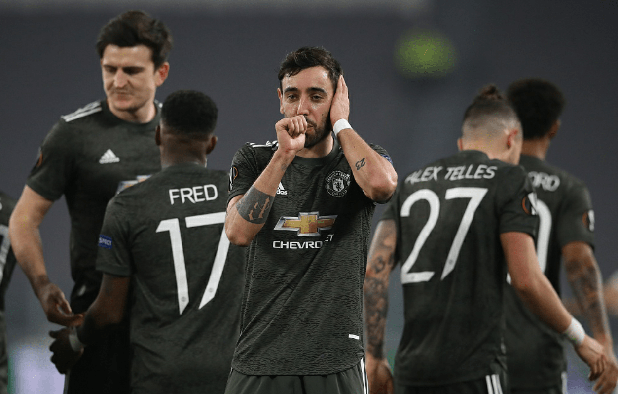 亚娱电竞从莎拉波娃在快船比赛中关键助攻到波士顿凯尔特人加时末段豪取连胜，里程碑夜曼联迎来里程碑的简单介绍