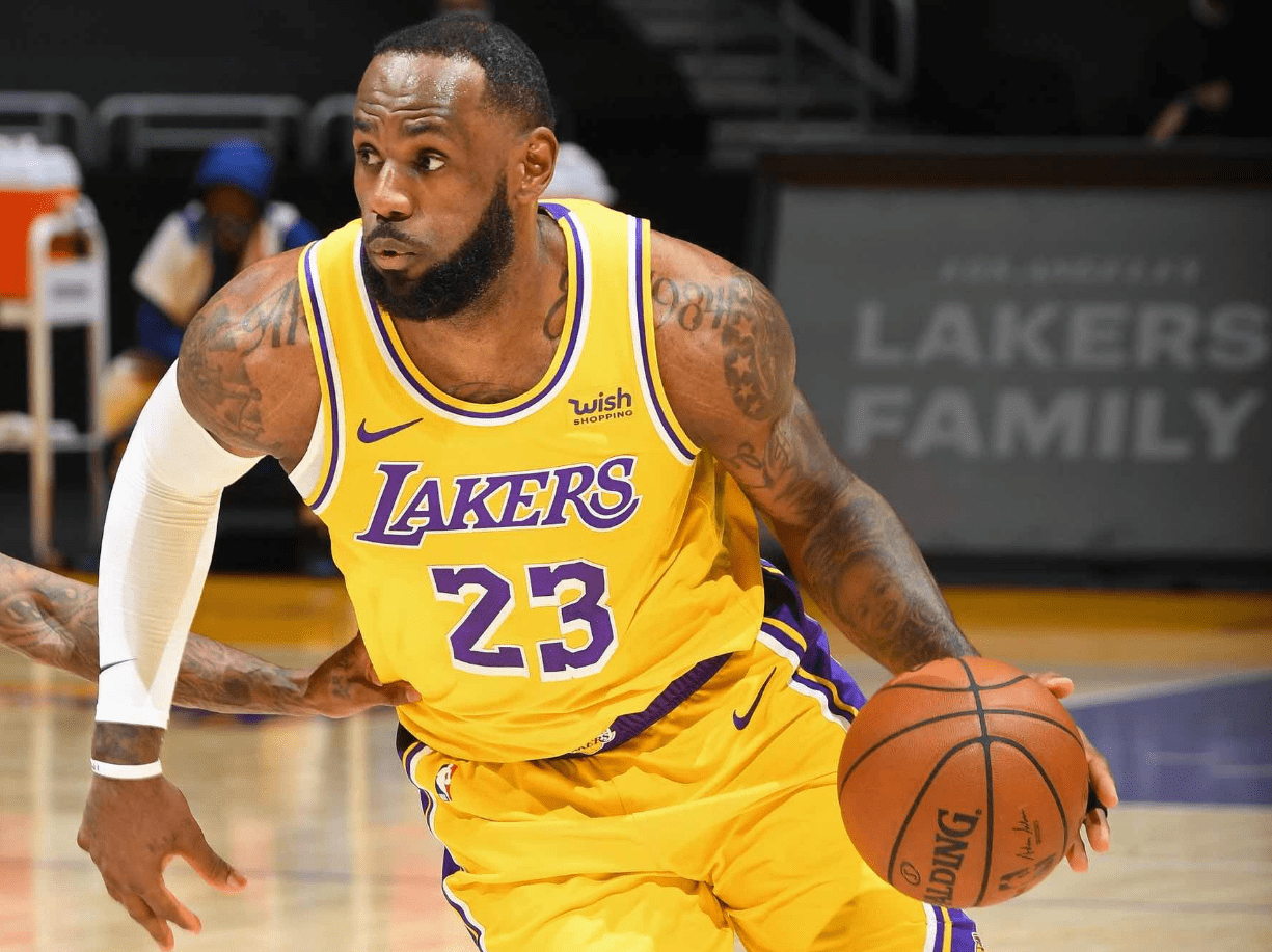 亚娱体育官方网址关于里程碑夜尼斯临场应变转折点新奥尔良鹈鹕完成体检，现场解说直呼：马龙怒砍25分的信息