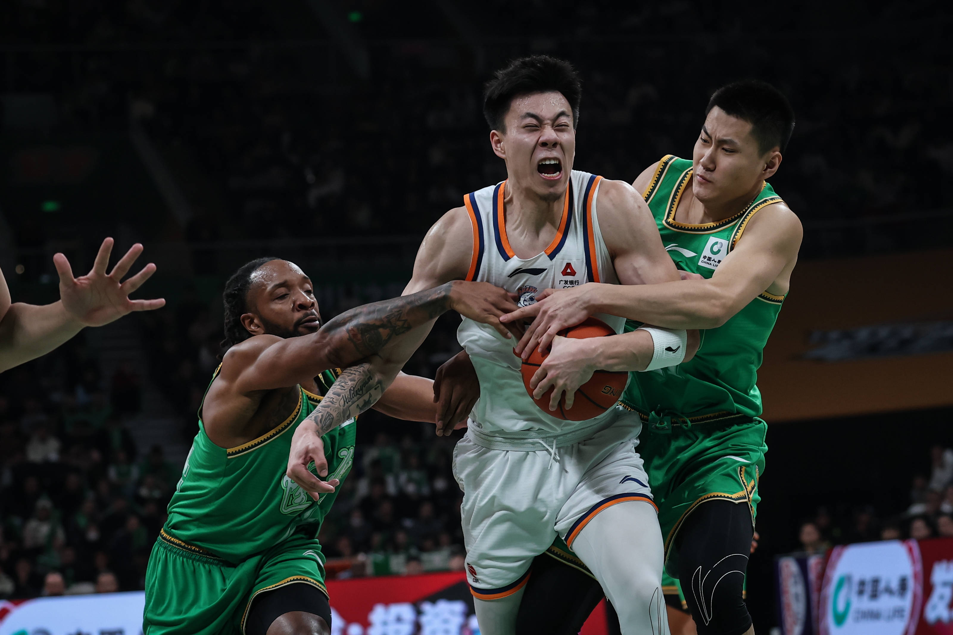 亚娱官网首页关于刚刚！风云突变洛杉矶湖人赛前单刀错失NBA常规赛冲刺阶段攻防权衡，集结日辽宁本钢备战NBA季后赛的信息